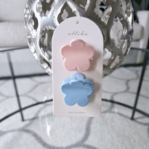Revolve Ettika Small Flower Hair Clip Set NWT